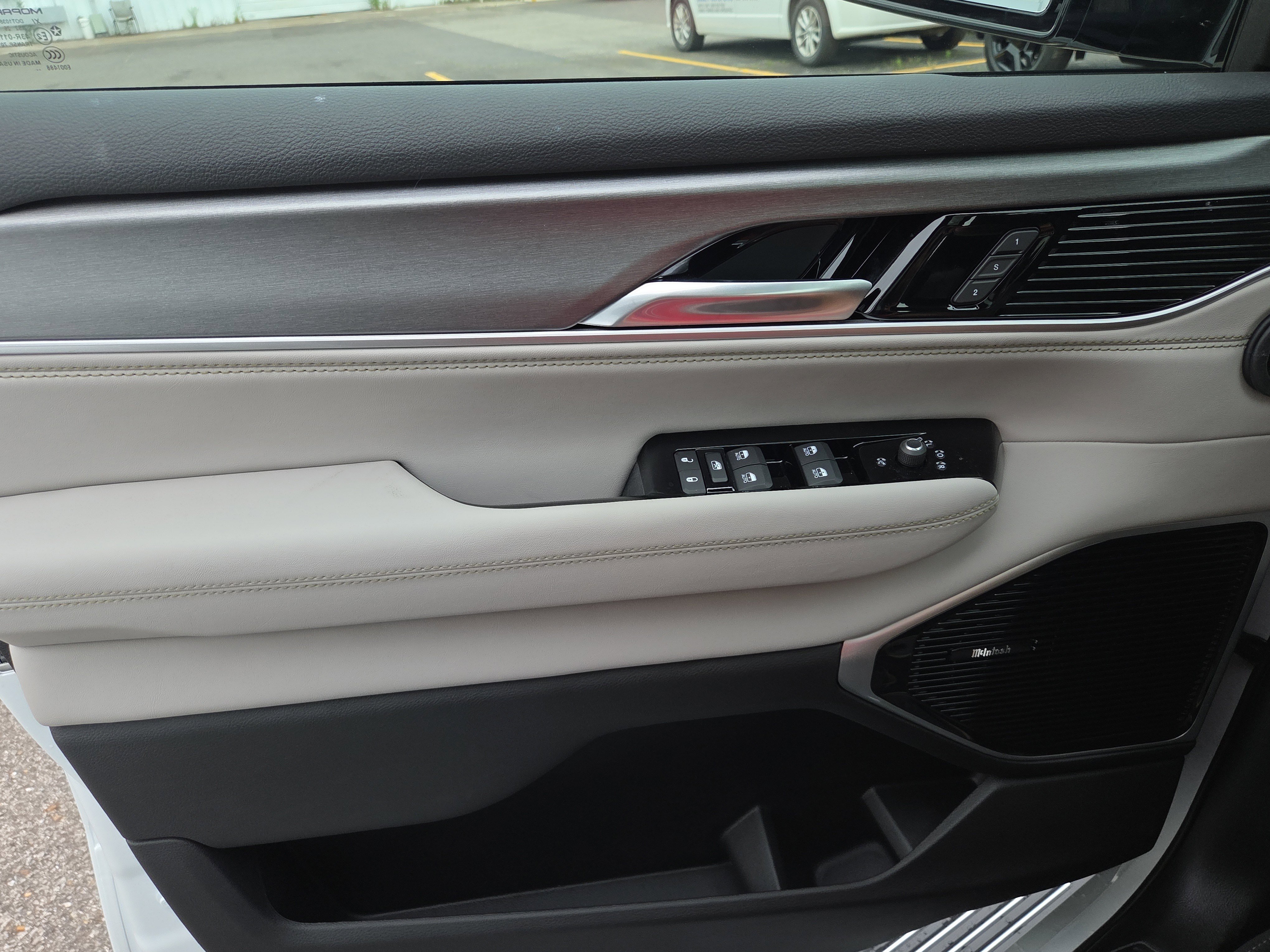 New 2026 Jeep Grand Wagoneer Limited AWD/4WD image 10