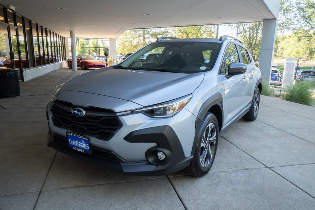 Used 2026 Subaru Crosstrek 2.5i Premium AWD/4WD image 3
