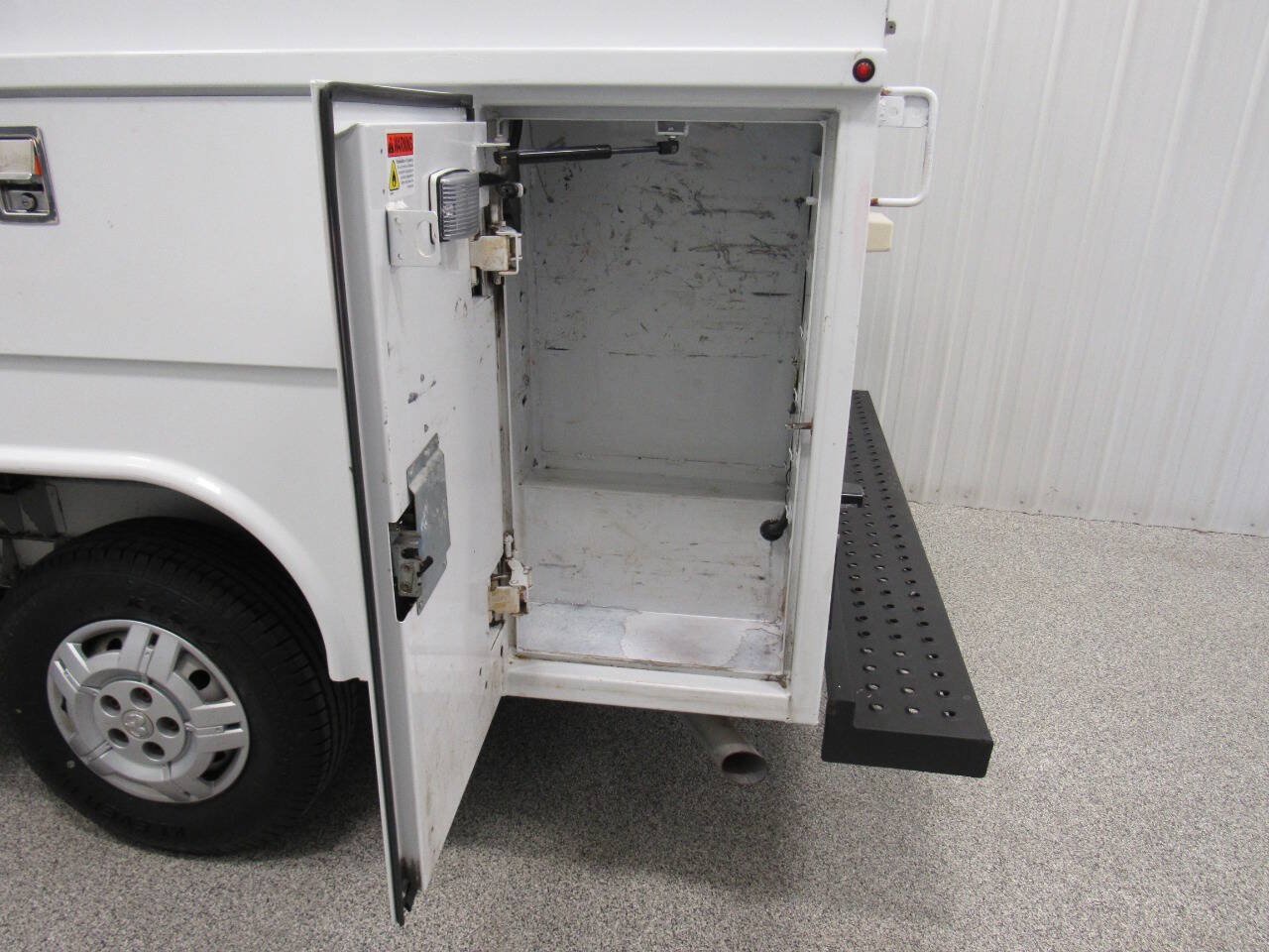 Used 2016 RAM ProMaster 2500 w/ Premium Appearance Group FWD image 22