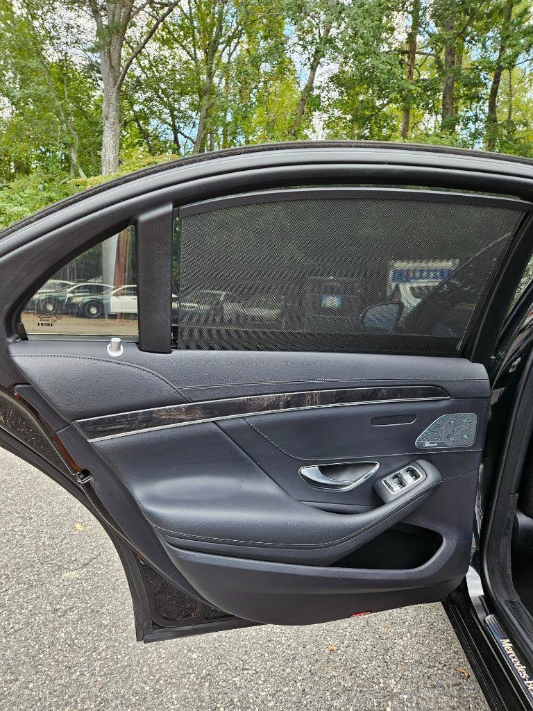 Used 2019 Mercedes-Benz S 450 Sedan image 28