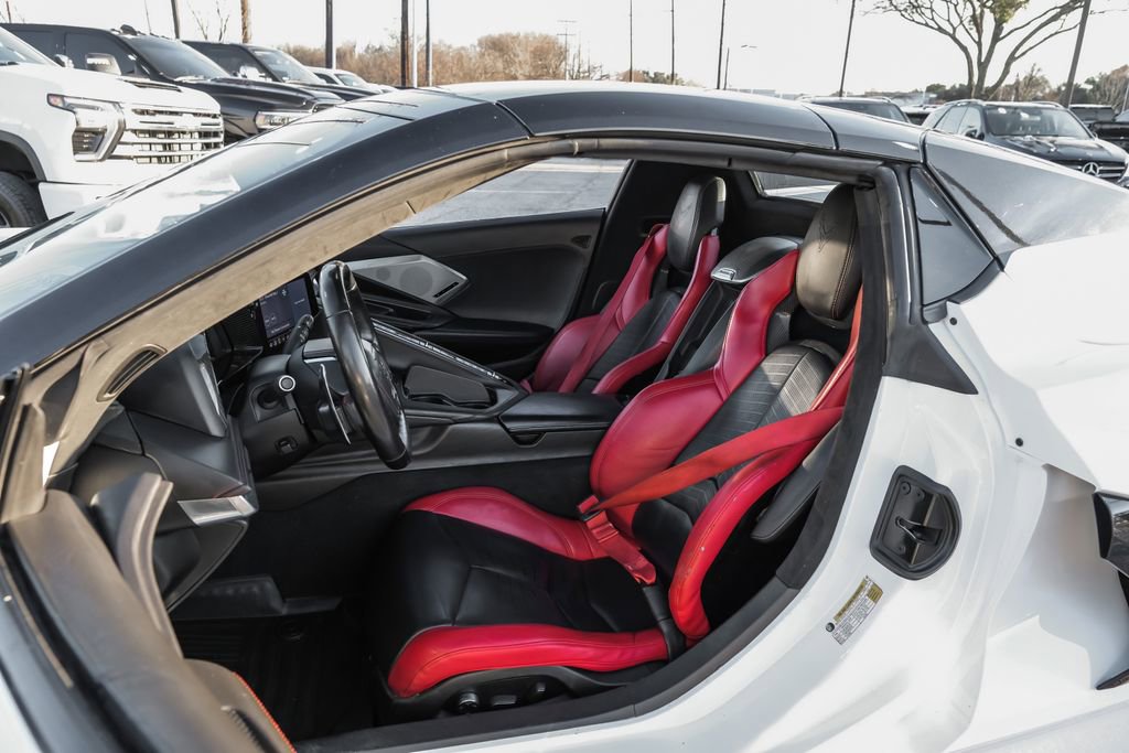 Used 2022 Chevrolet Corvette Stingray Premium Conv w/ Z51 Performance Package image 35