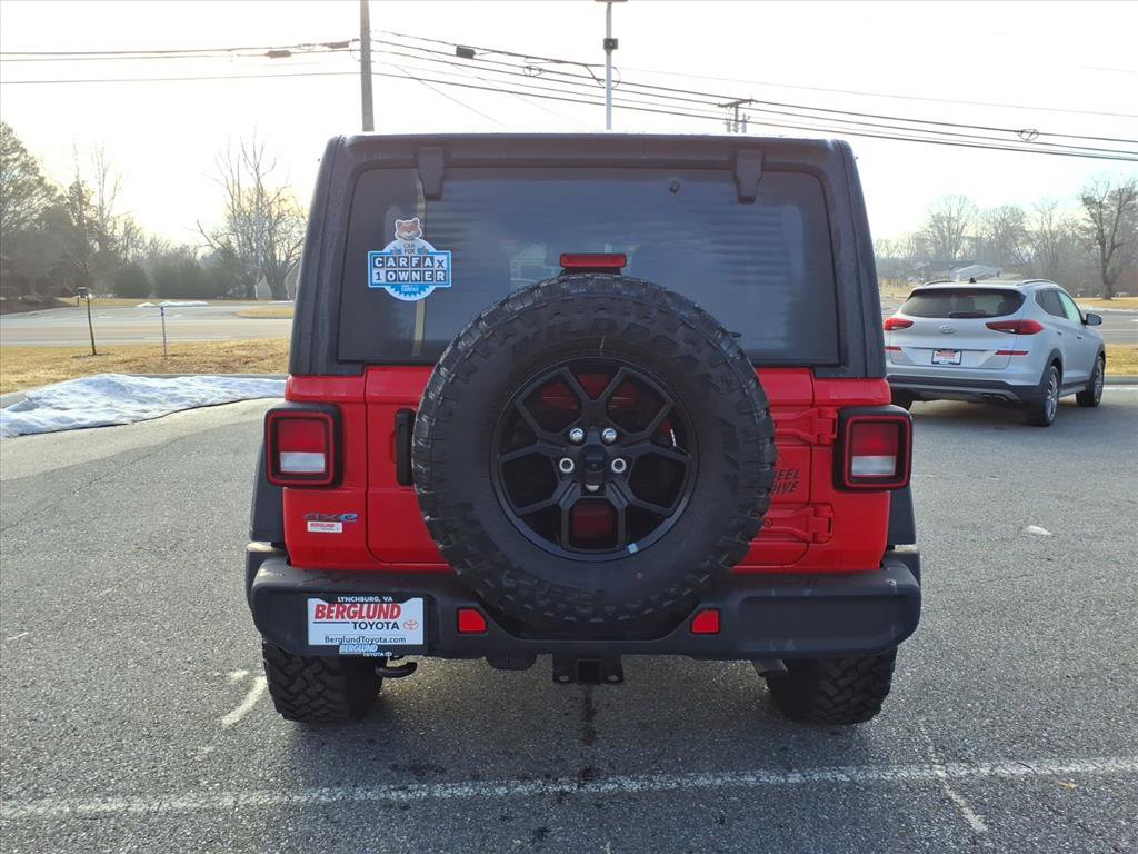 Used 2025 Jeep Wrangler Willys image 12