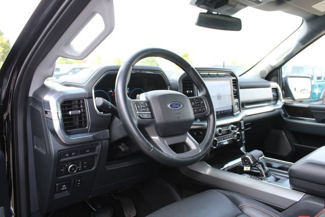 Used 2022 Ford F150 Lariat AWD/4WD image 2