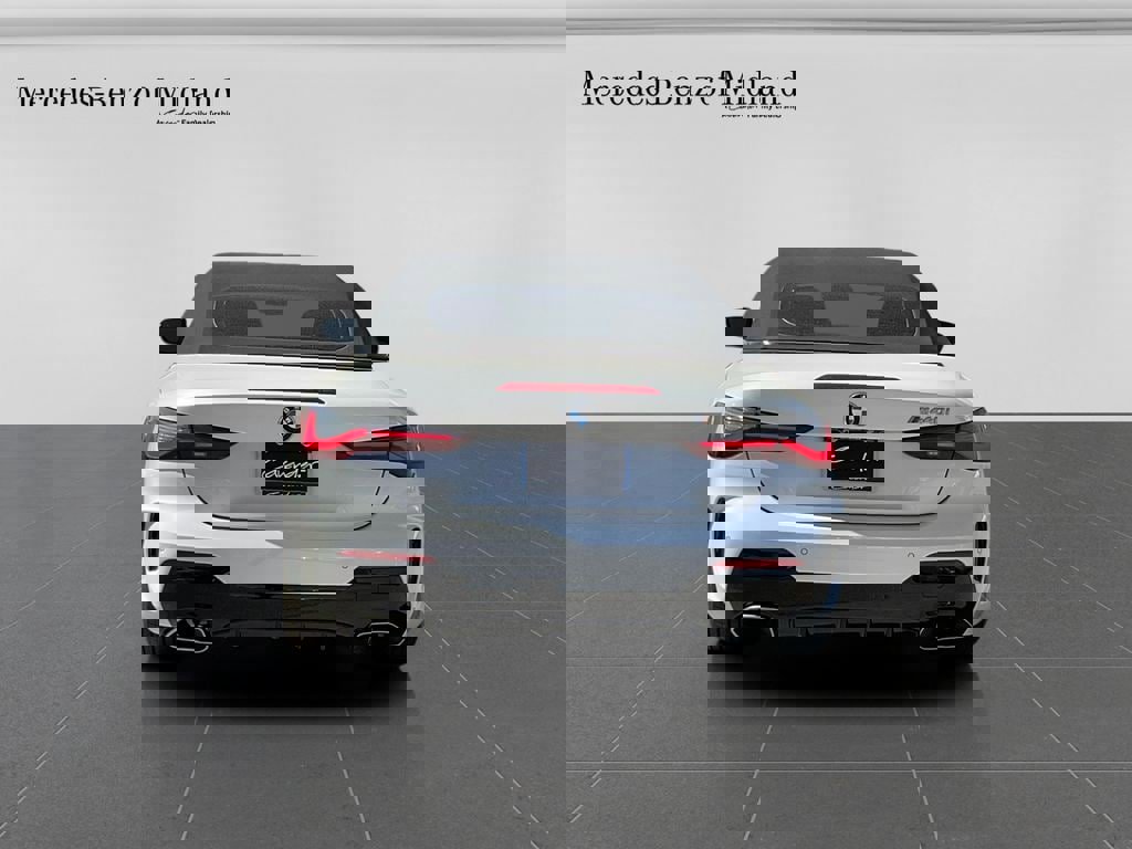 Used 2024 BMW M440i Convertible w/ Premium Package image 6