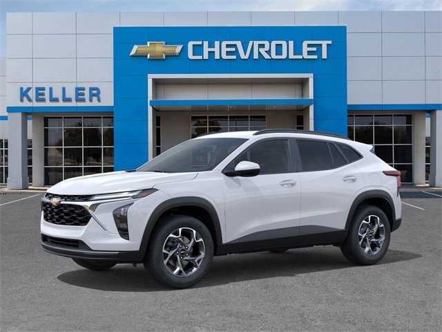 New 2026 Chevrolet Trax LT w/ Driver Confidence Package image 2