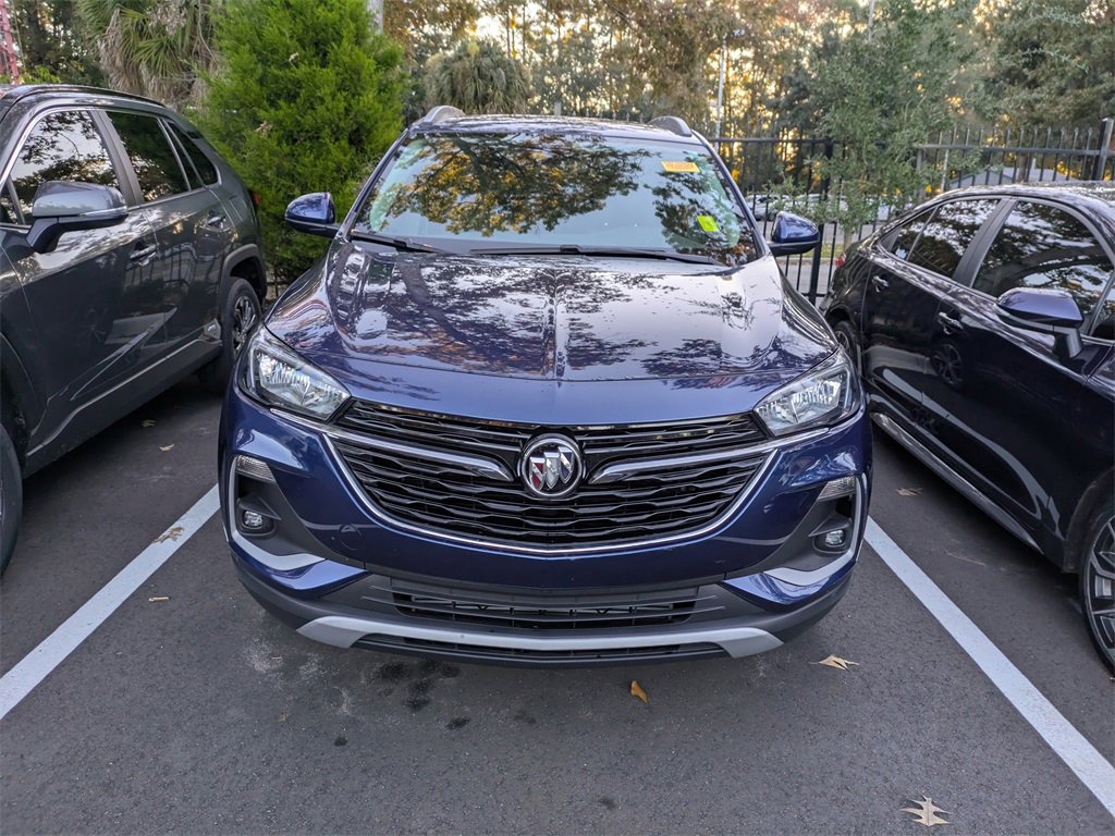 Used 2022 Buick Encore GX Select image 2