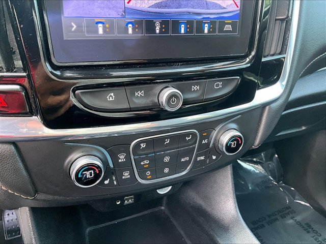 Used 2020 Chevrolet Traverse RS FWD image 23