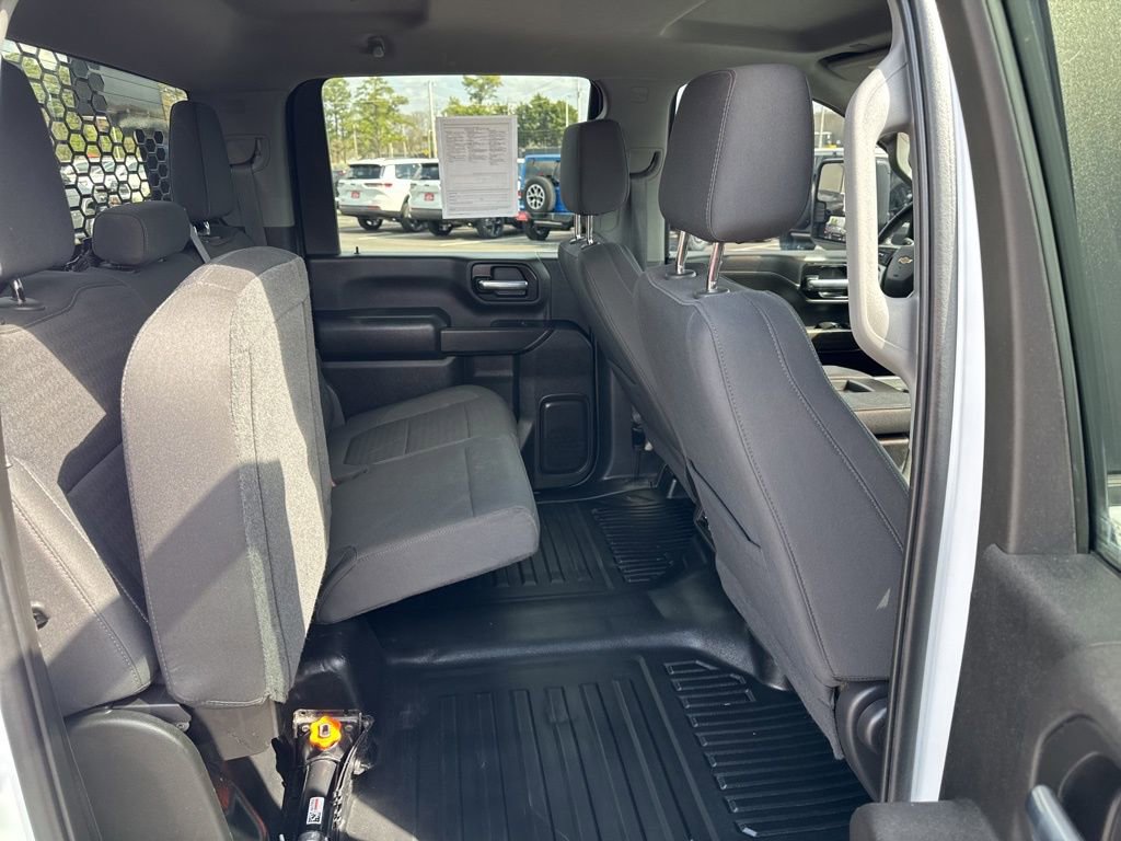 Used 2022 Chevrolet Silverado 3500 LT w/ Convenience Package AWD/4WD image 13