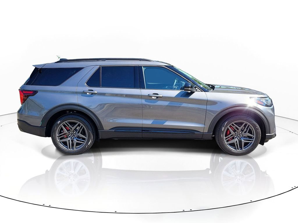Used 2026 Ford Explorer ST w/ Sun And Sound Package RWD image 4