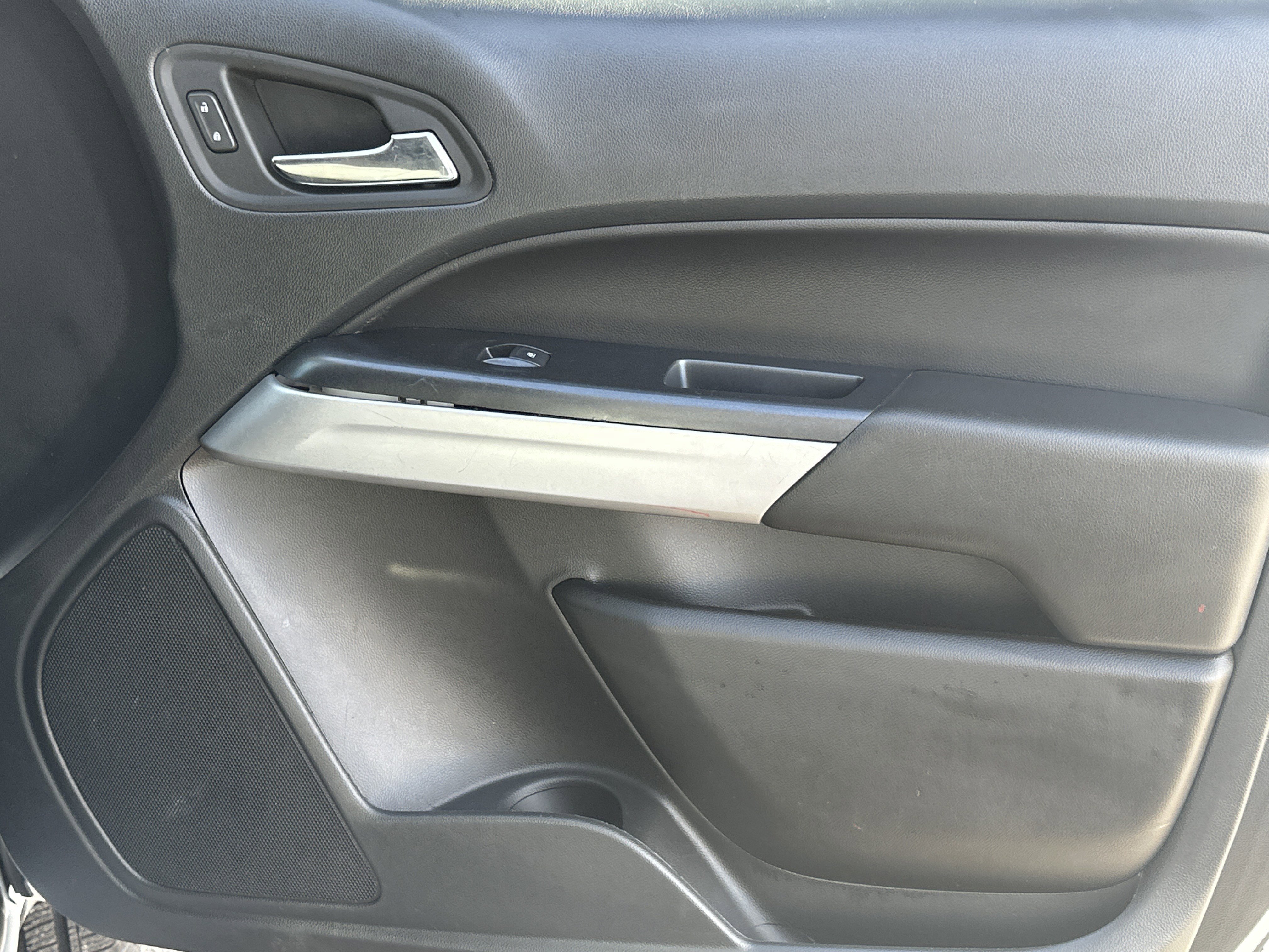 Used 2022 Chevrolet Colorado LT w/ Fleet Safety Package image 14