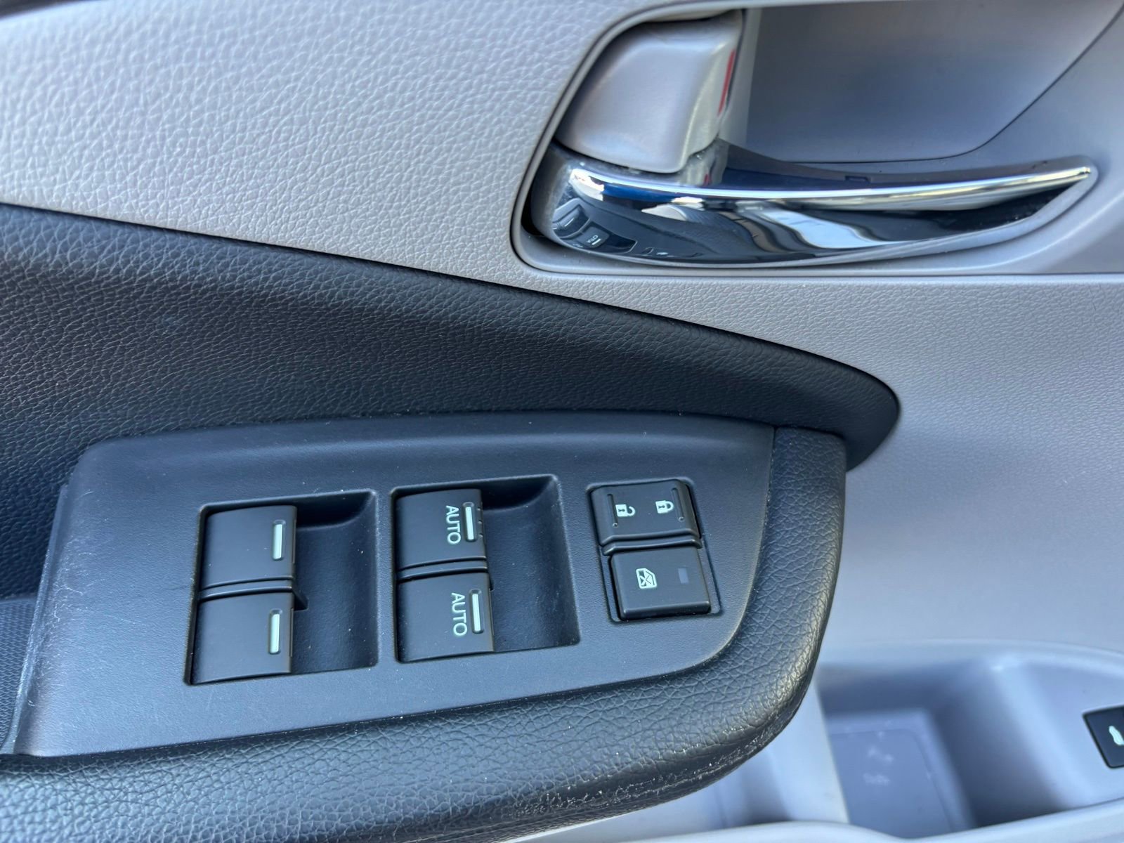 Used 2016 Honda Pilot EX-L image 14