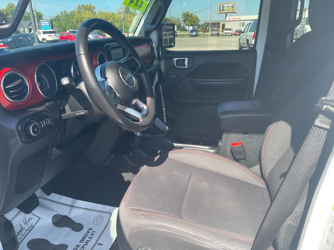 Used 2018 Jeep Wrangler Unlimited Rubicon w/ Steel Bumper Group image 10