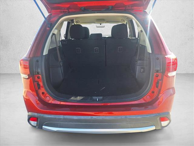 Used 2017 Mitsubishi Outlander ES image 15
