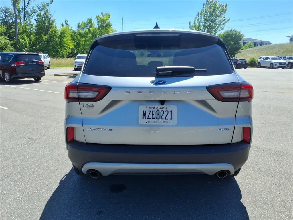 Used 2024 Ford Escape Active AWD/4WD image 32