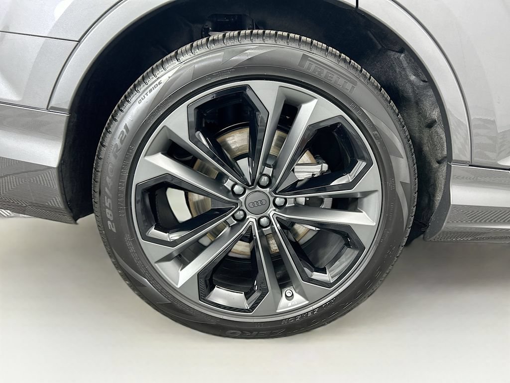 Used 2026 Audi Q7 3.0T Premium Plus w/ Premium Plus Package AWD/4WD image 33