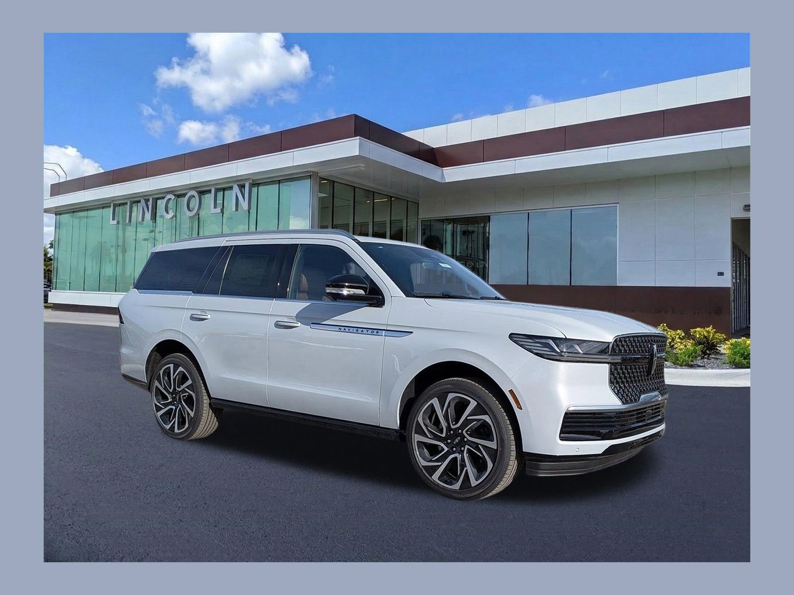 New 2026 Lincoln Navigator Reserve image 1