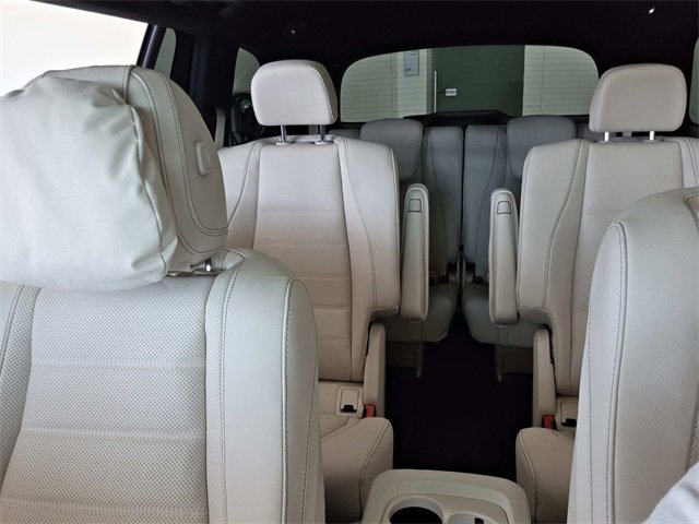 New 2026 Mercedes-Benz GLS 580 4MATIC image 14