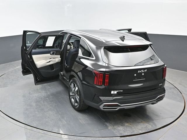 Used 2023 Kia Sorento SX Prestige image 25