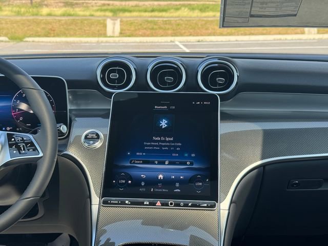 New 2025 Mercedes-Benz GLC 300 image 4