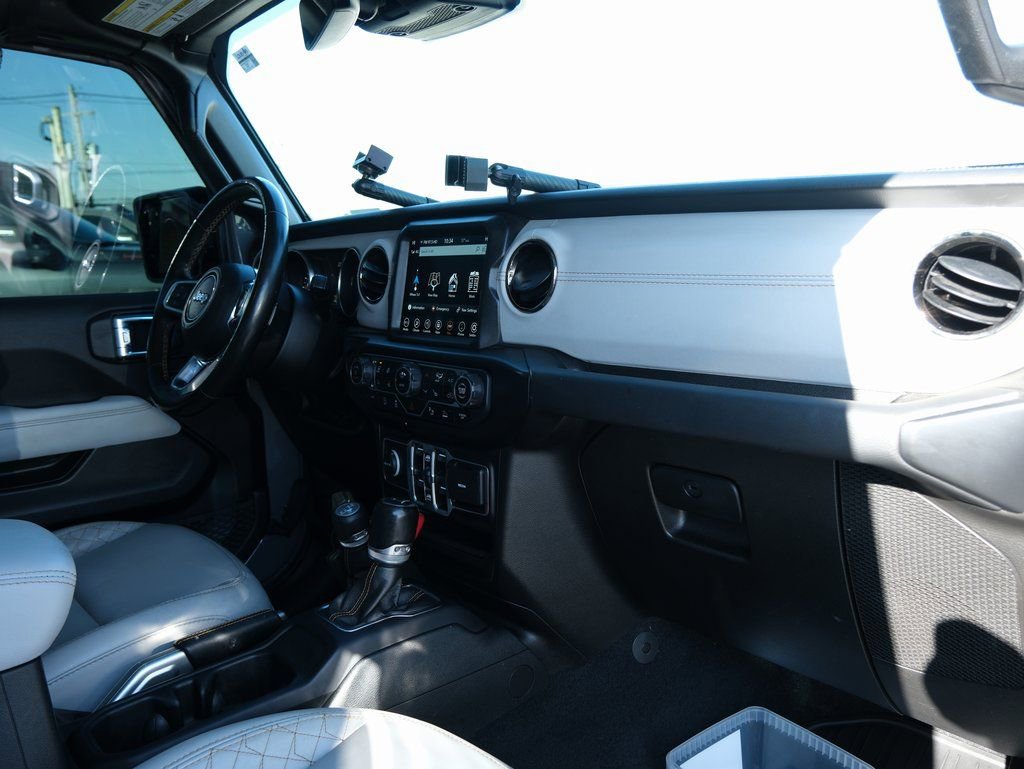 Used 2022 Jeep Gladiator Overland image 30