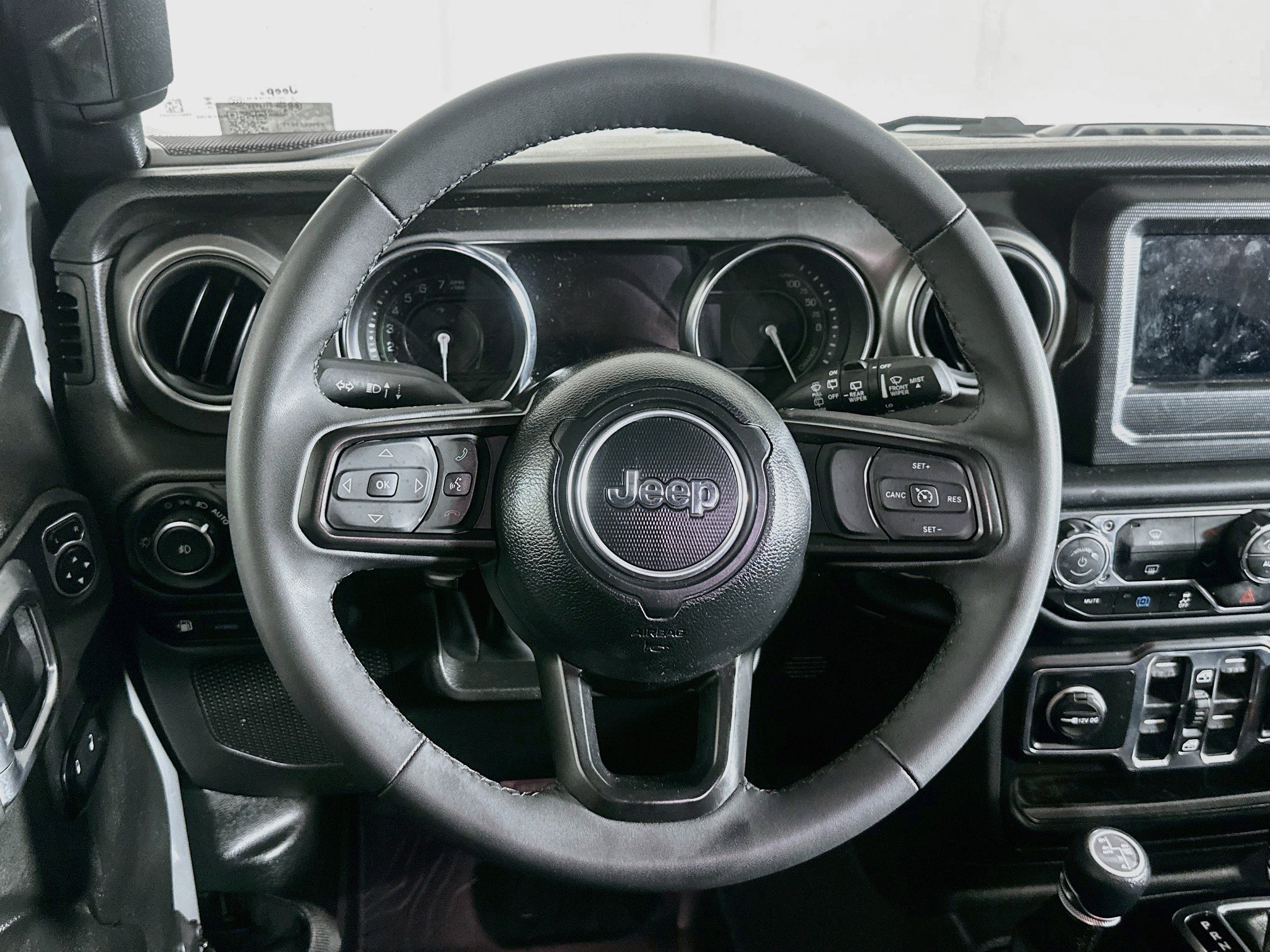 Used 2023 Jeep Wrangler Unlimited w/ Convenience Group AWD/4WD image 18