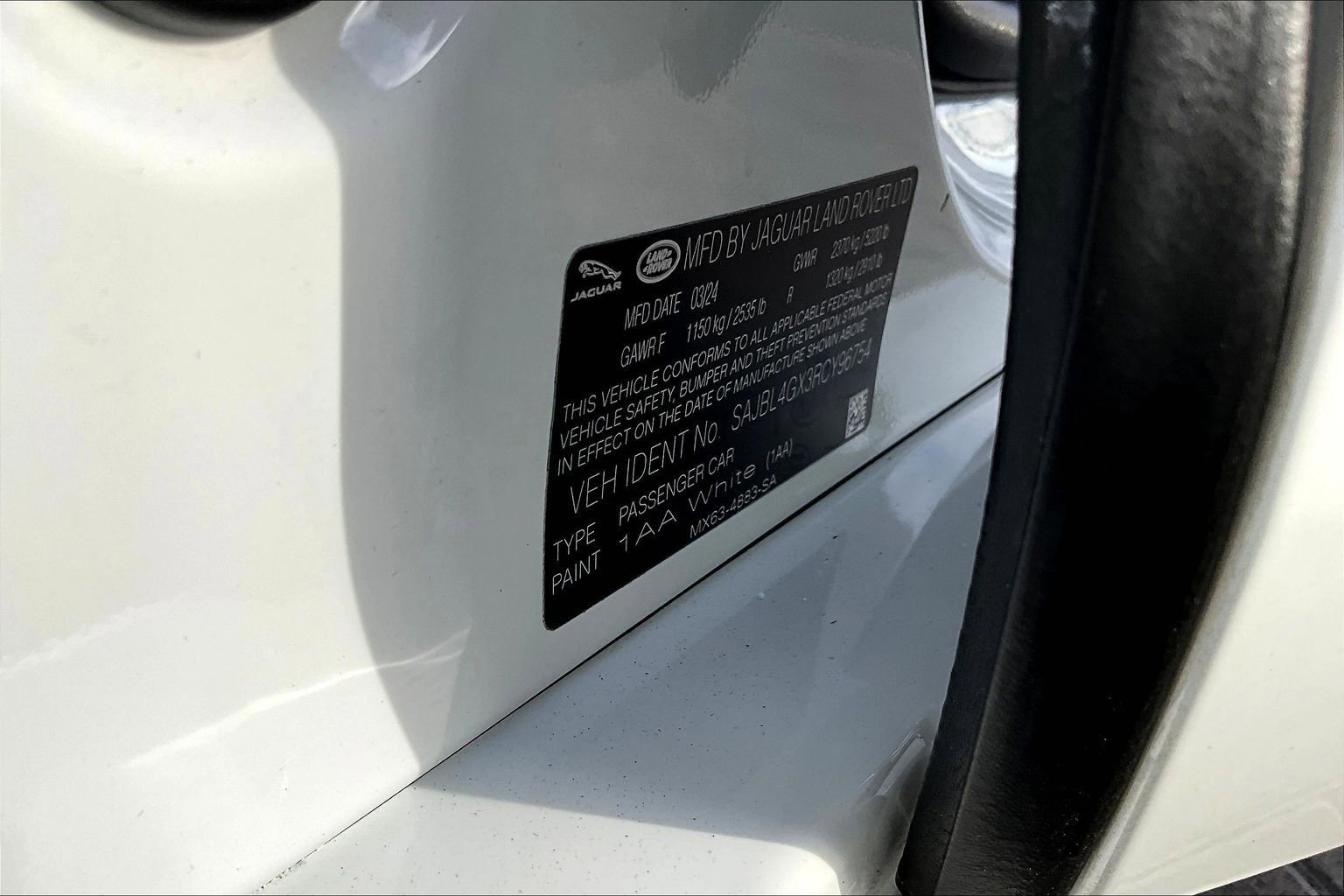 Used 2024 Jaguar XF R-Dynamic SE image 35