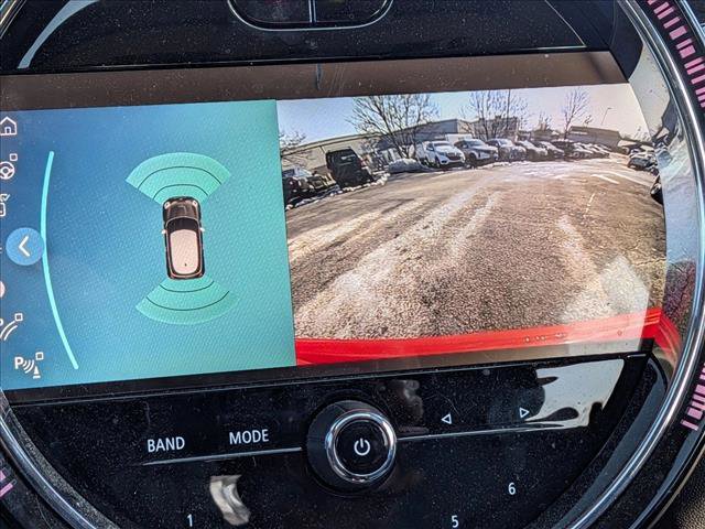 Used 2023 MINI Cooper SE image 11