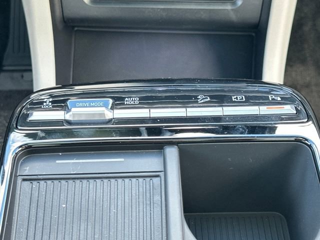 New 2025 Hyundai Tucson Limited image 28