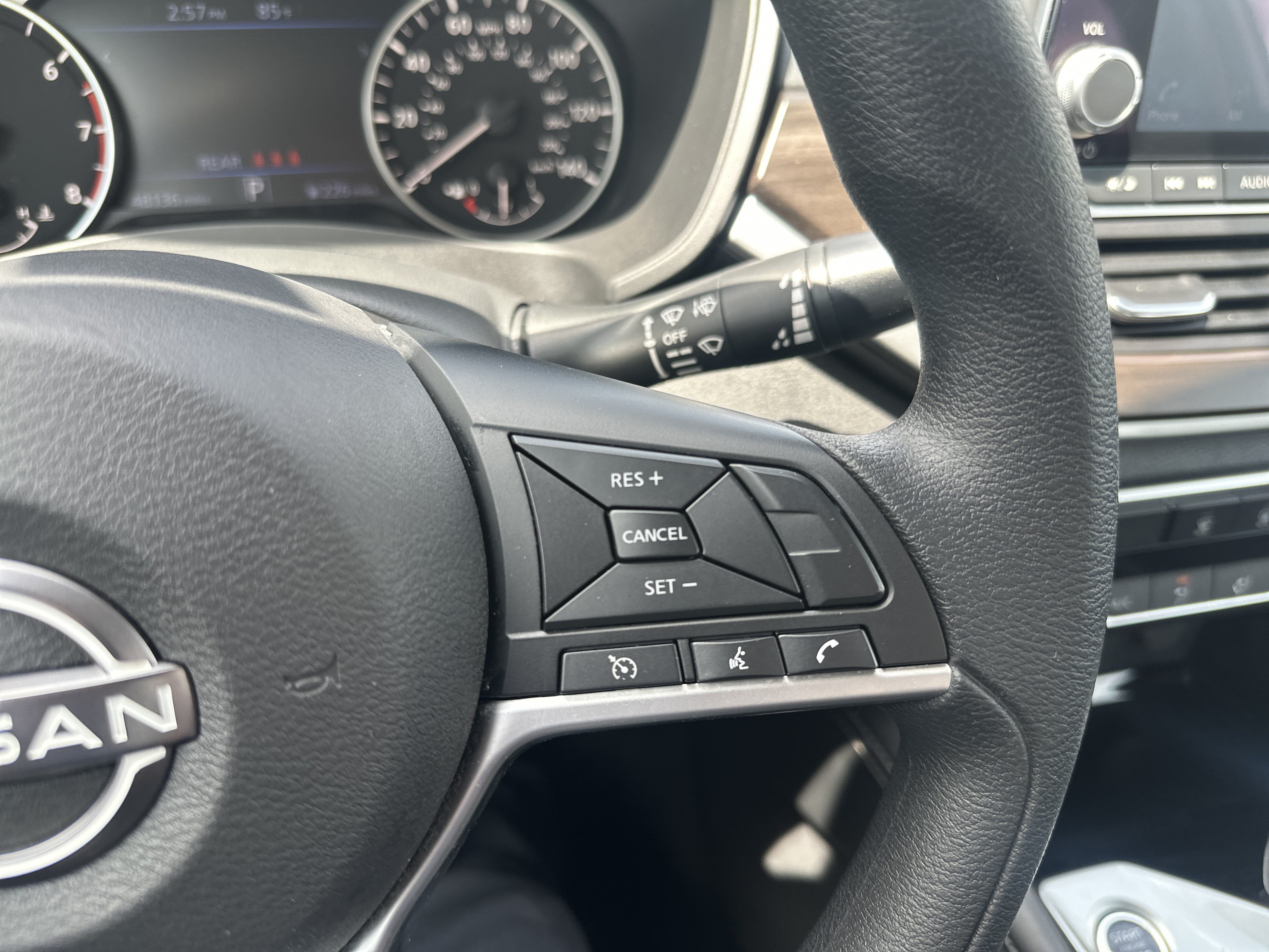 Used 2023 Nissan Altima 2.5 SV FWD image 22