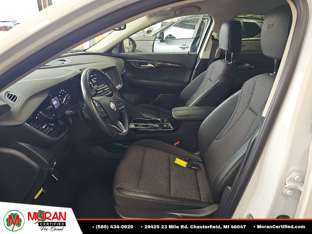 Used 2023 Buick Envision Preferred w/ Sport Touring Package AWD/4WD image 9