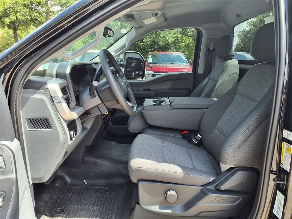 New 2026 Ford F450 XL w/ 360-Degree Camera Package image 19