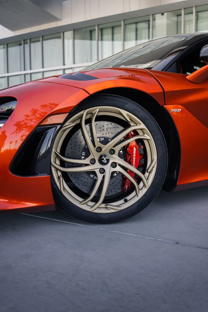 Used 2024 McLaren 750S image 36