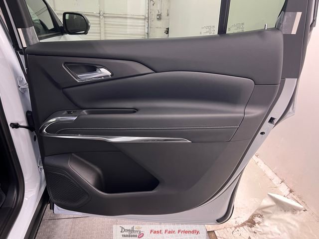New 2026 Chevrolet Traverse LT w/ Midnight/Sport Edition FWD image 40