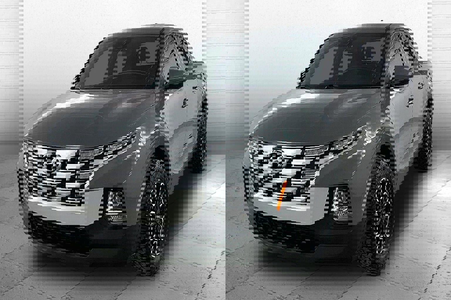 Used 2023 Hyundai Santa Cruz SE image 3