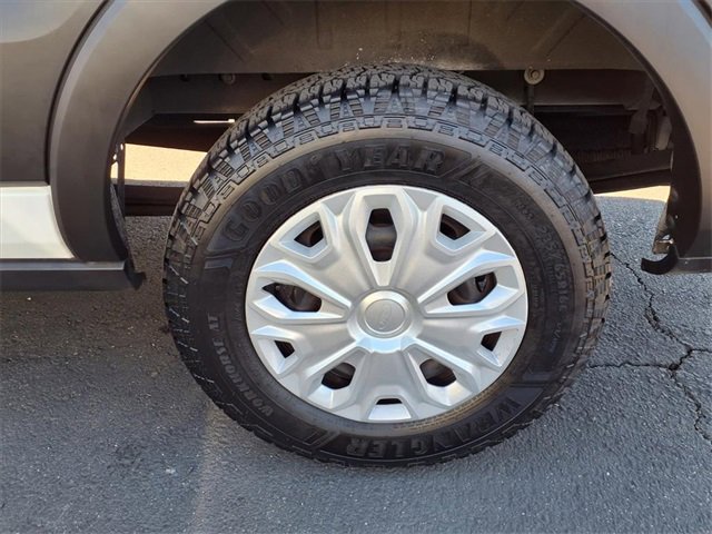 Used 2023 Ford Transit 350 XLT image 18