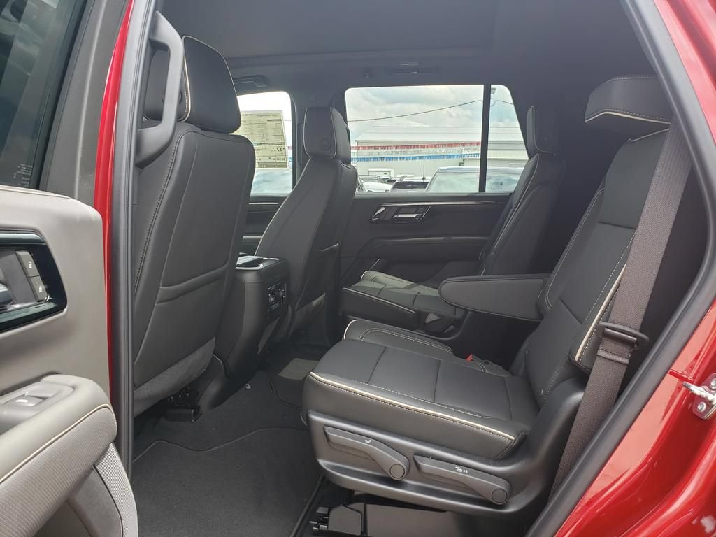 New 2026 Chevrolet Tahoe Premier w/ Sun And Tow Package AWD/4WD image 16