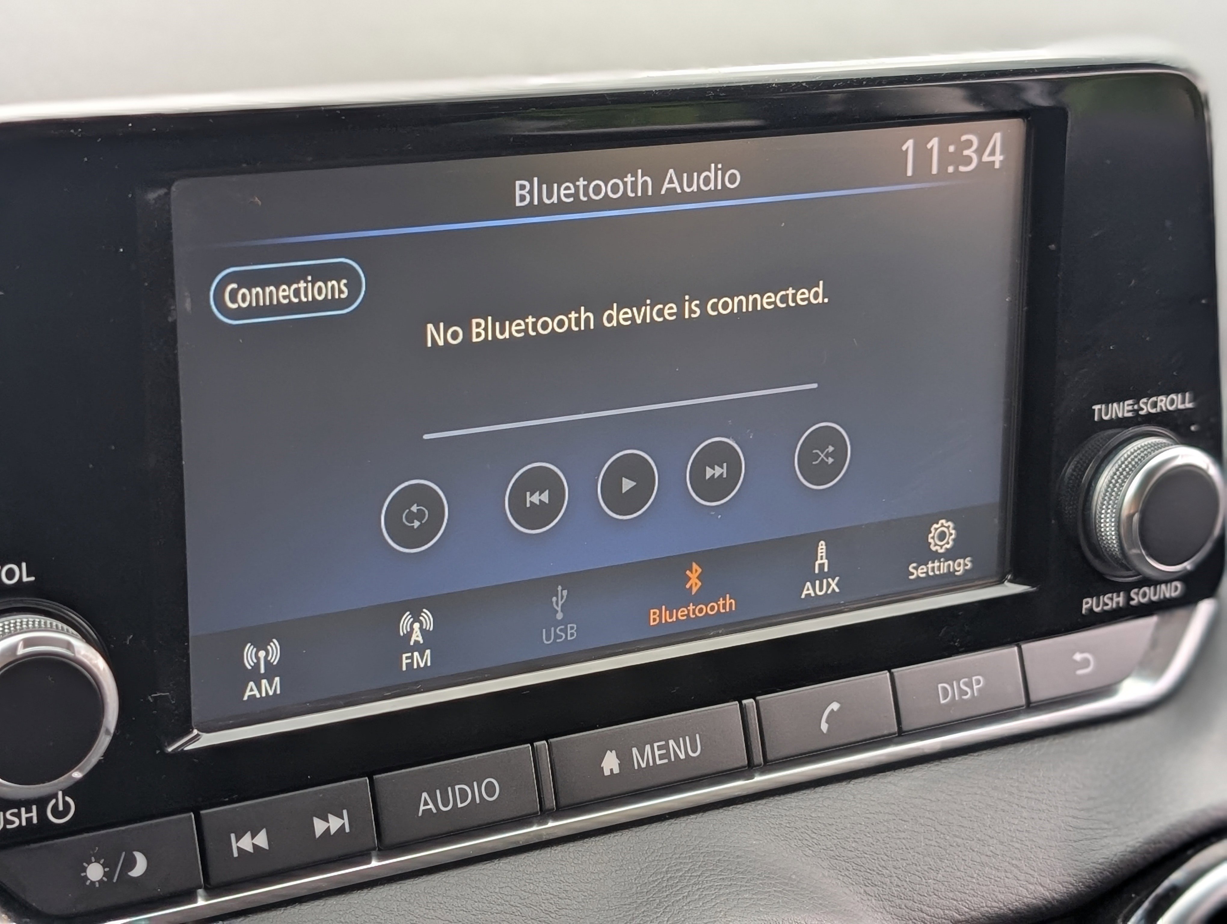 Used 2020 Nissan Sentra S FWD image 27