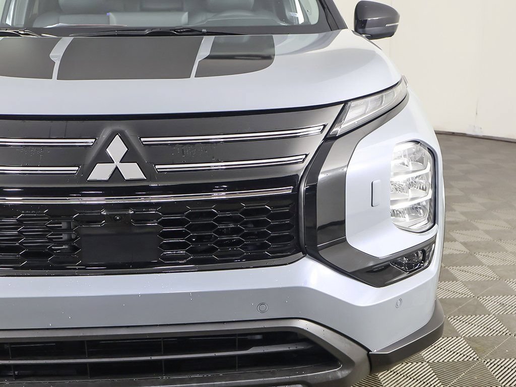 New 2026 Mitsubishi Outlander AWD image 16