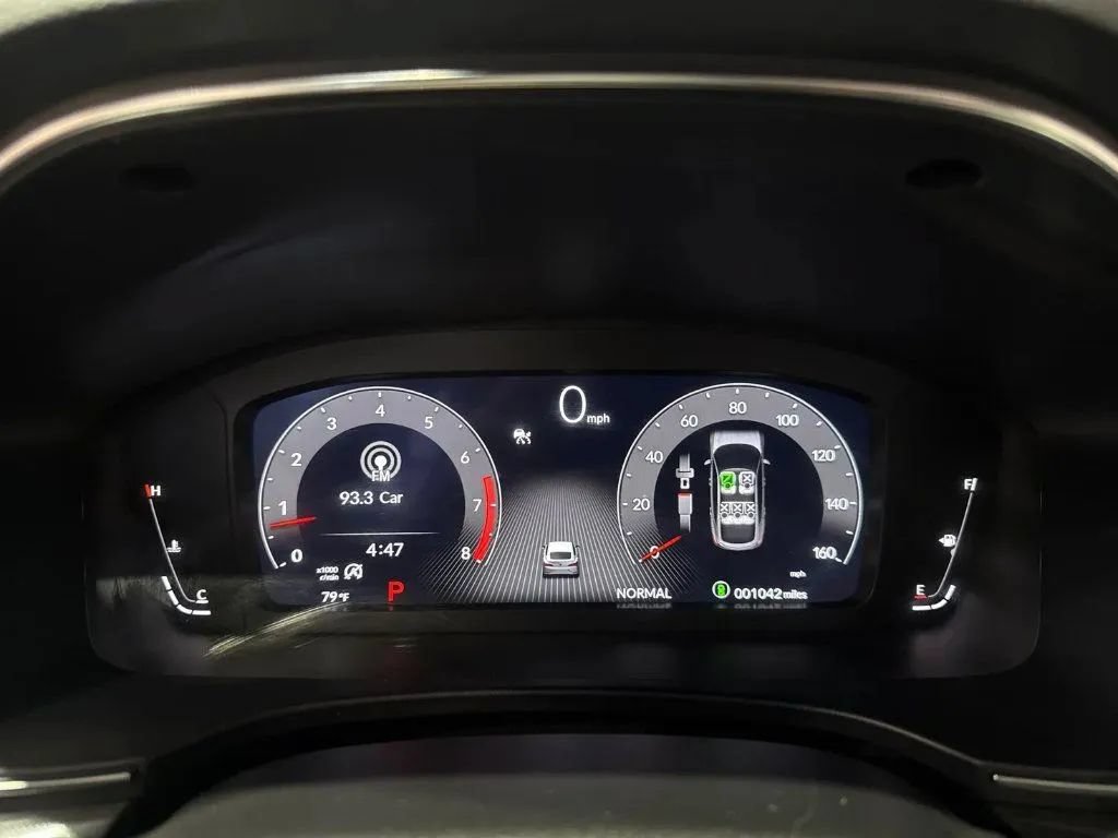 Used 2025 Acura Integra A-Spec FWD image 13