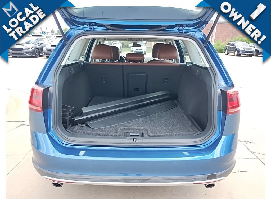 Used 2017 Volkswagen Golf Alltrack SEL AWD/4WD image 25