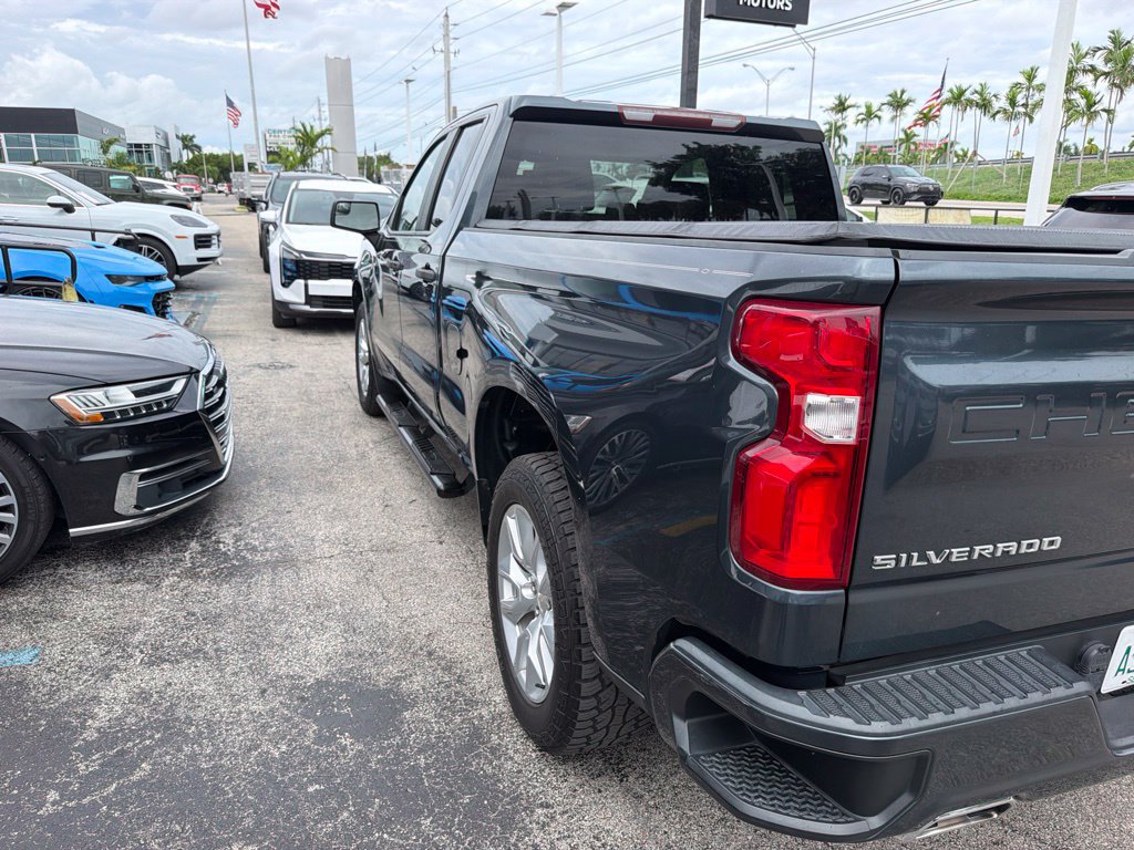 Used 2019 Chevrolet Silverado 1500 Custom w/ Custom Value Package RWD image 9