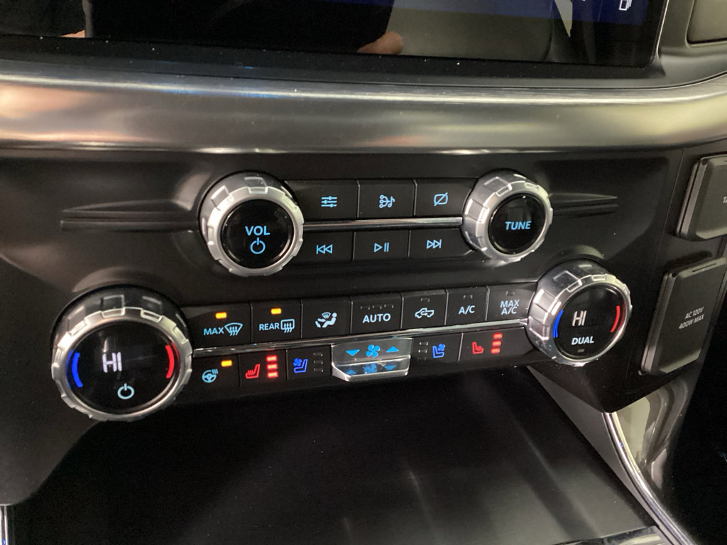 Used 2021 Ford F150 Lariat w/ Equipment Group 502A High image 30