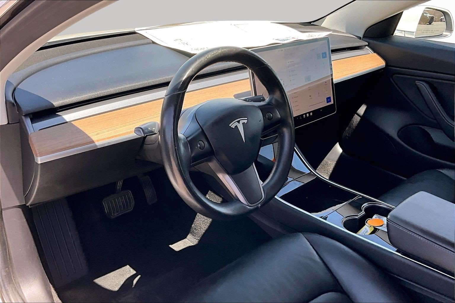 Used 2018 Tesla Model 3 Long Range RWD image 11