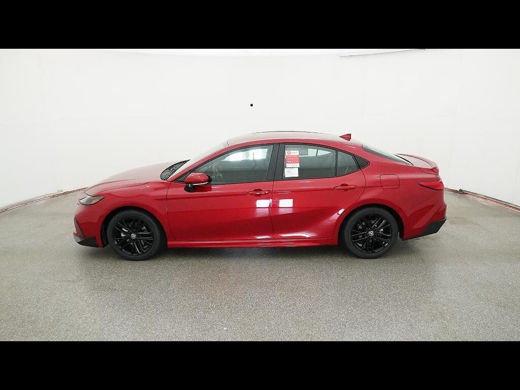 Used 2026 Toyota Camry SE FWD image 45