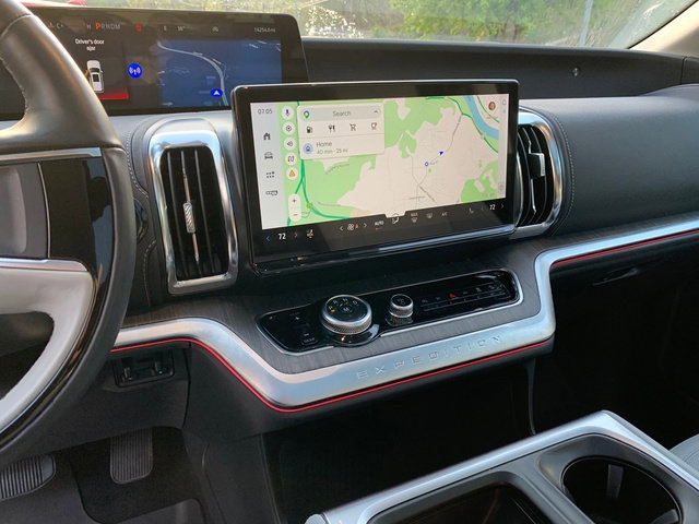 Used 2025 Ford Expedition Platinum w/ Platinum Ultimate Package image 30