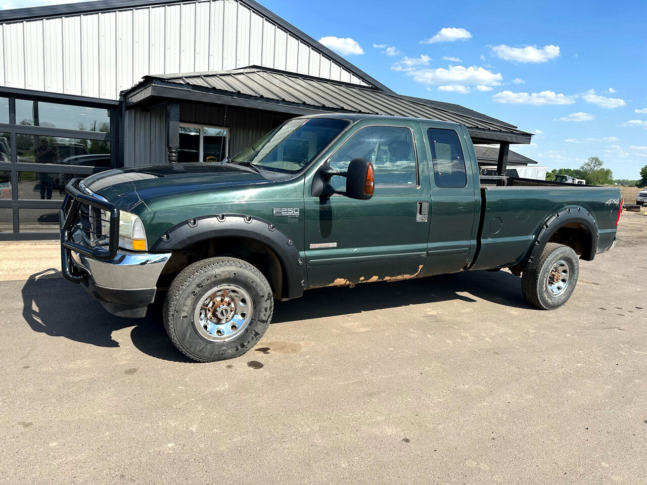 Used 2003 Ford F250 XLT image 2