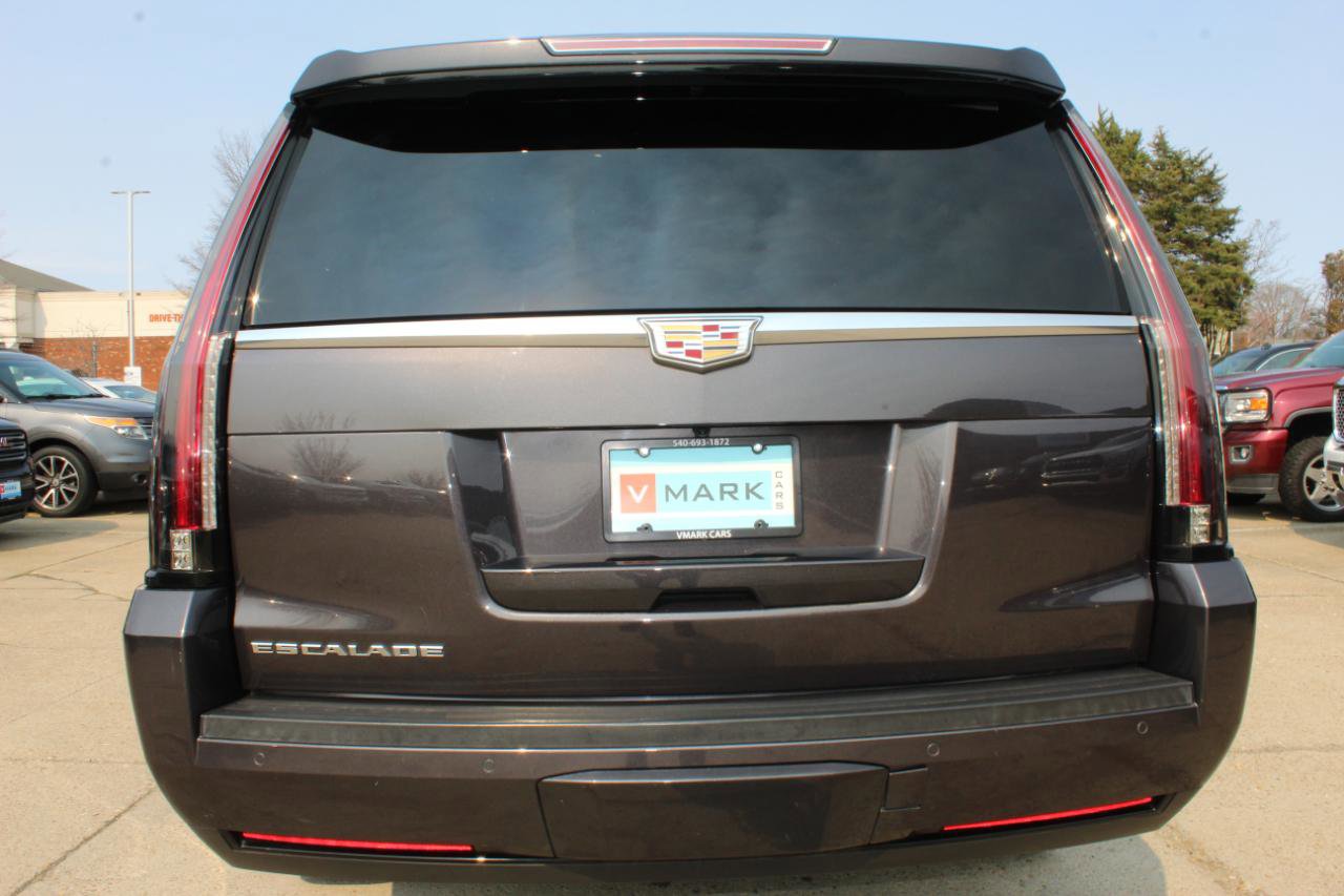 Used 2016 Cadillac Escalade ESV Luxury AWD/4WD image 5