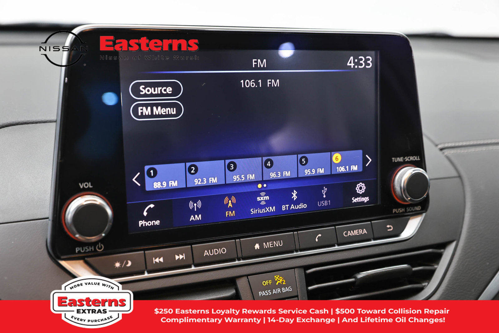 Used 2022 Nissan Altima 2.5 SV w/ SV Premium Package FWD image 18