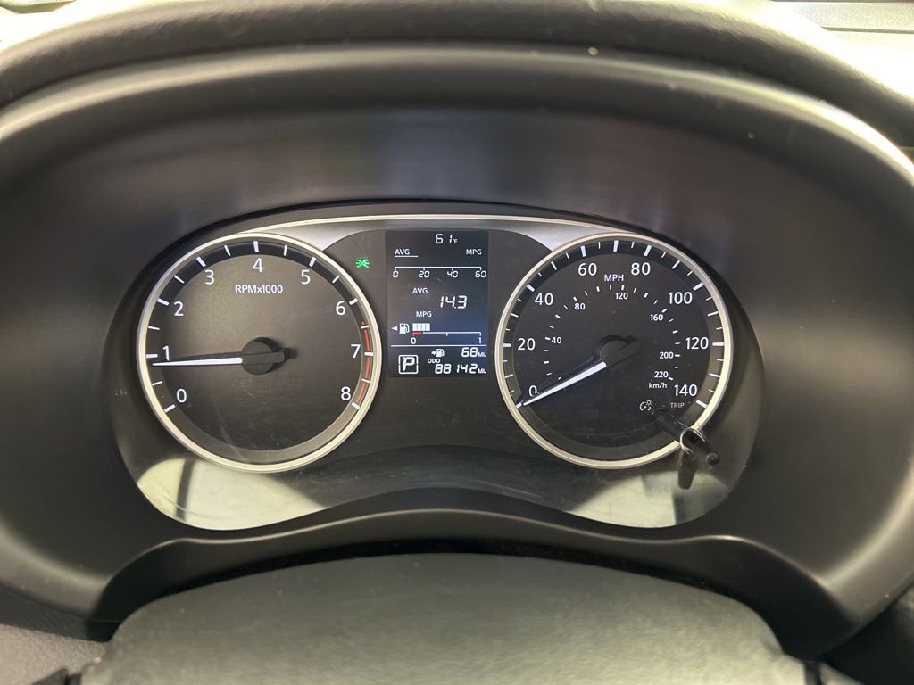 Used 2021 Nissan Kicks S image 18