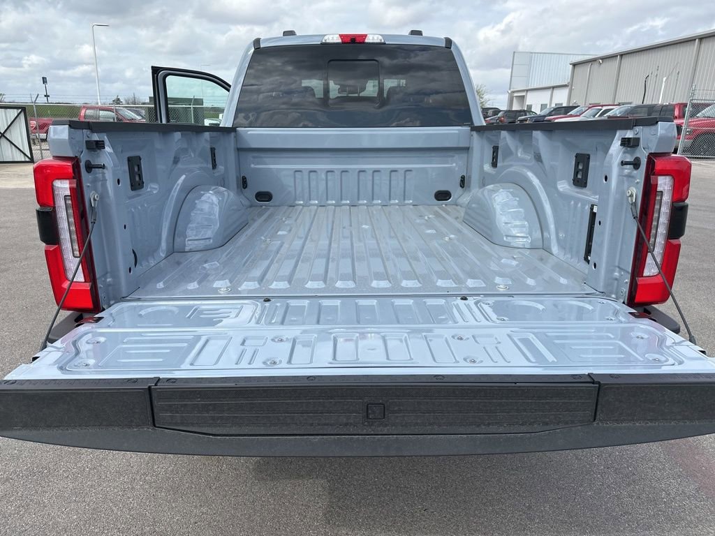 New 2026 Ford F250 Platinum image 45